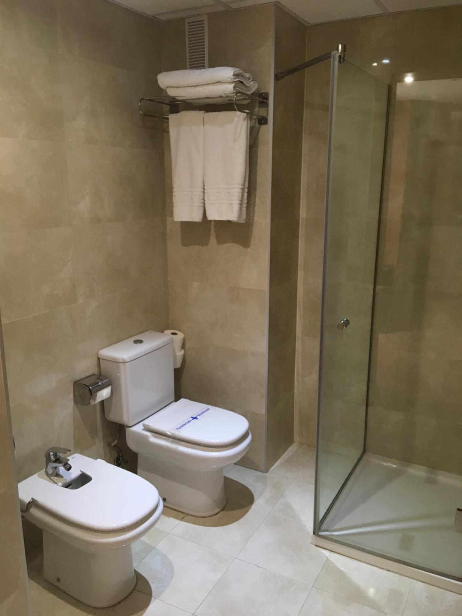 לה קאלה דה מיחאס Hotel Carmen מראה חיצוני תמונה