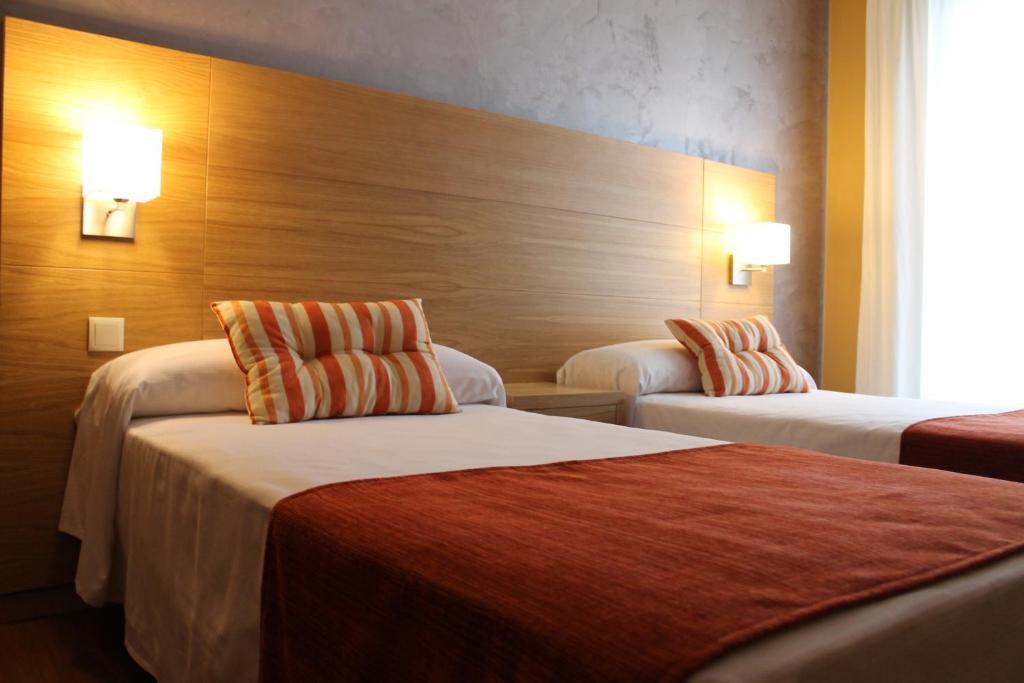 לה קאלה דה מיחאס Hotel Carmen חדר תמונה
